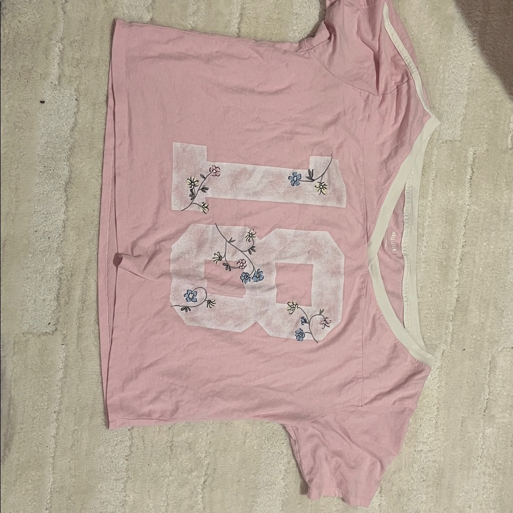 Hollister Pink Graphic Tee